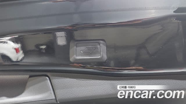 Toyota RAV4 2024 — Photo 10/33