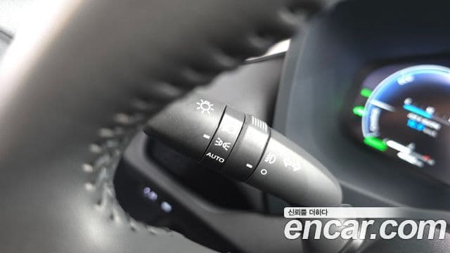 Toyota RAV4 2024 — Photo 23/33