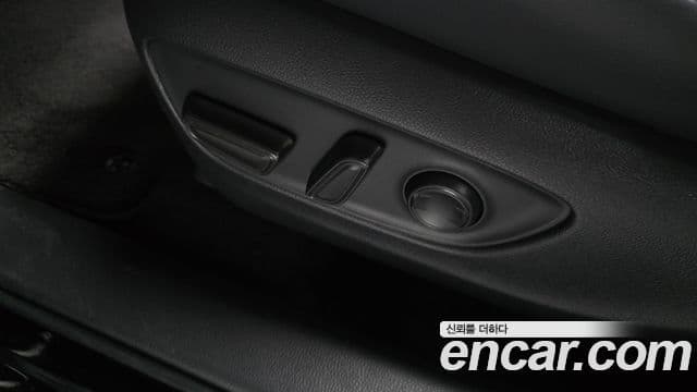 Toyota RAV4 2024 — Photo 29/33