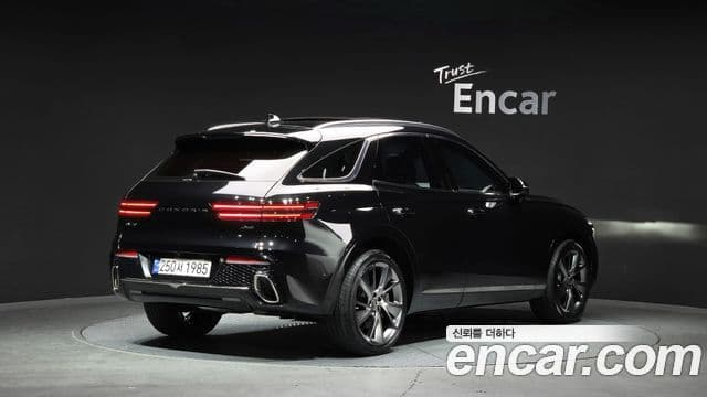 Genesis GV70 2023 — ფოტო 2/20
