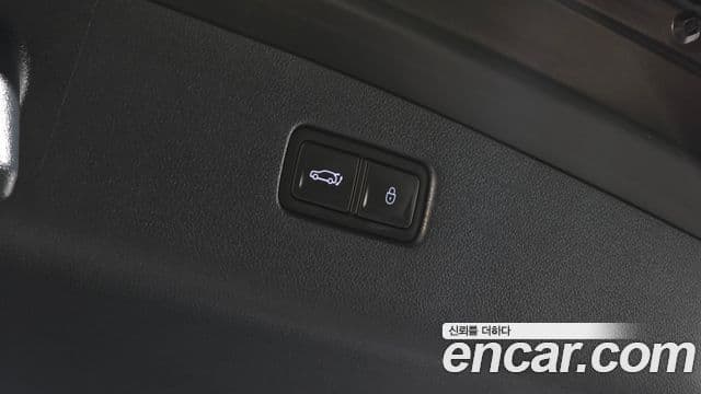 Genesis GV70 2023 — ფოტო 20/20