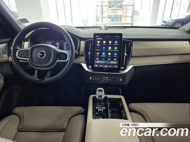 Volvo XC90 2025 — Şəkil 10/18