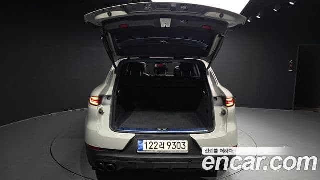 Porsche Cayenne 2023 — Şəkil 20/20