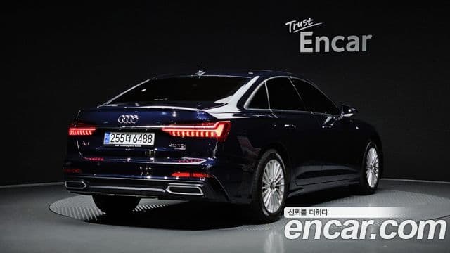 Audi A6 2020 — ფოტო 2/20