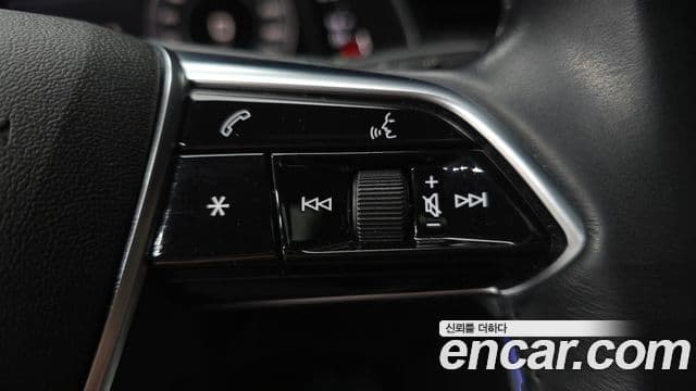 Audi A6 2020 — ფოტო 10/35
