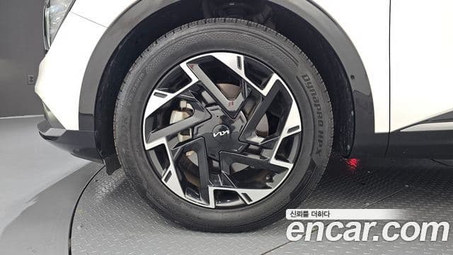 Kia Sportage 2021 — ფოტო 5/20