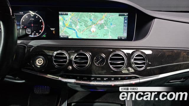 Mercedes-Benz S-Class 2018 — Şəkil 12/20