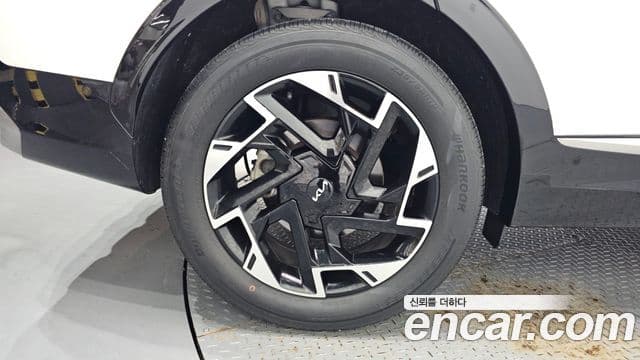 Kia Sportage 2021 — ფოტო 4/20