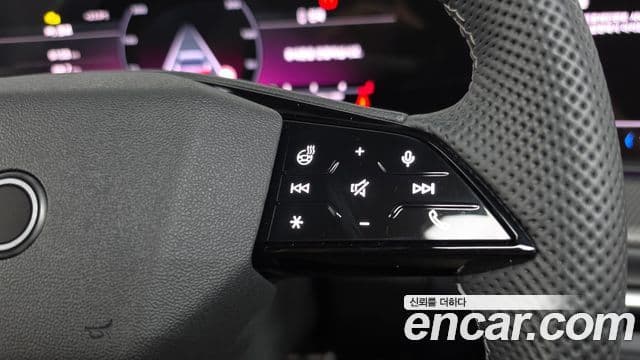 Audi Q5 2025 — фото 17 из 20