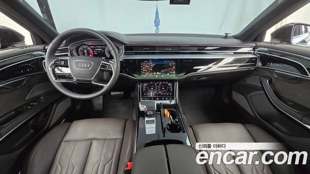 Audi A8 2021 — ფოტო 7/20