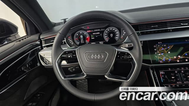 Audi A8 2021 — ფოტო 13/20
