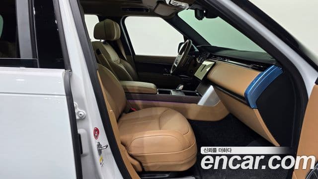 Land Rover Range Rover 2025 — ფოტო 10/20