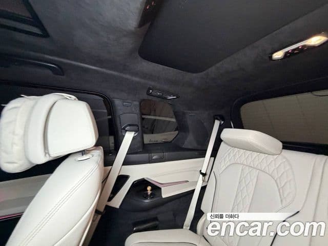 BMW X7 2025 — ფოტო 11/11