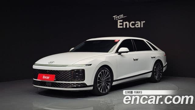 Hyundai Grandeur 2023 — ფოტო 1/20
