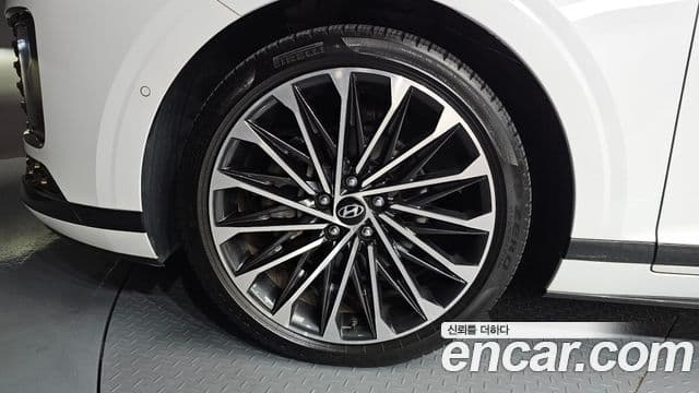 Hyundai Grandeur 2023 — ფოტო 5/20