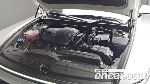 Hyundai Grandeur 2023 — ფოტო 6/20