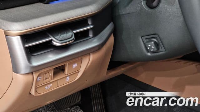 Hyundai Grandeur 2023 — ფოტო 14/20
