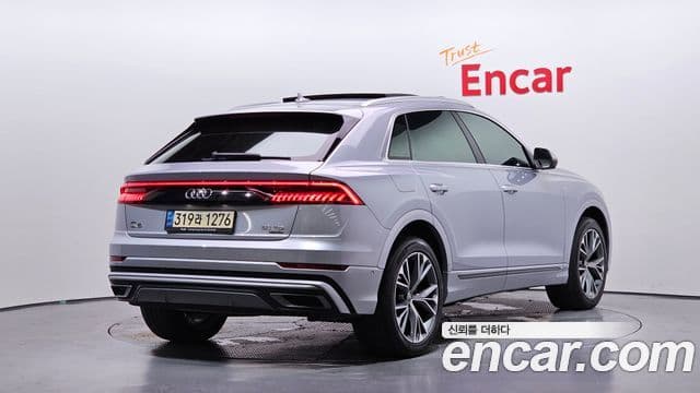 Audi Q7 2021 — Şəkil 2/20