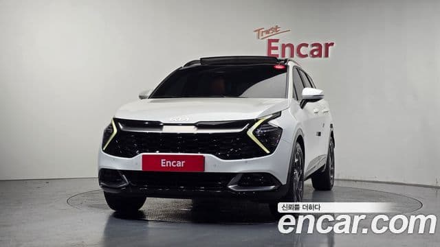 Kia Sportage 2023 — ფოტო 3/20