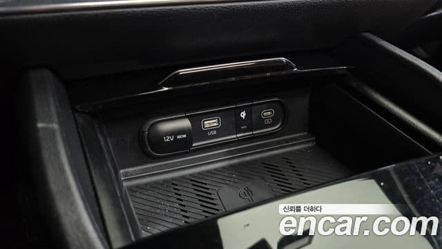 Kia Sportage 2023 — фото 12 из 20