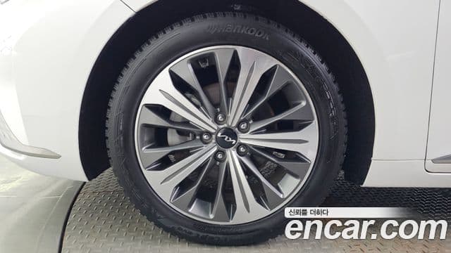 Kia K8 2021 — фото 5 из 20