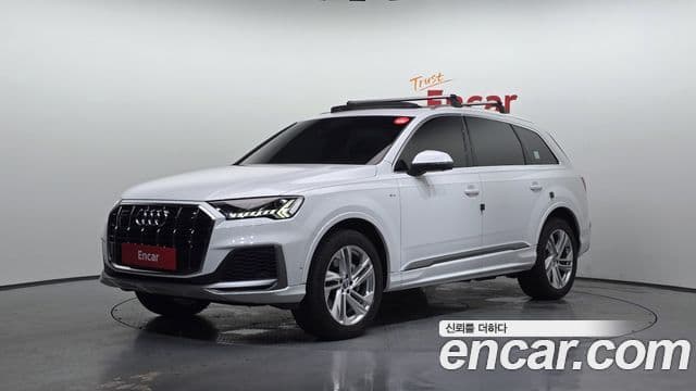Audi Q7 2020 — ფოტო 1/20