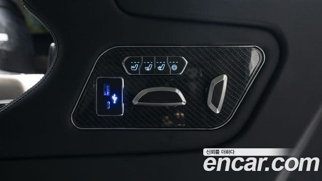 Kia Carnival 2025 — Şəkil 12/20