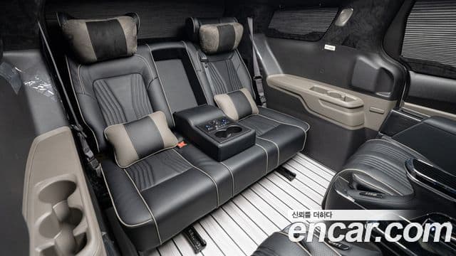 Kia Carnival 2025 — Şəkil 16/20
