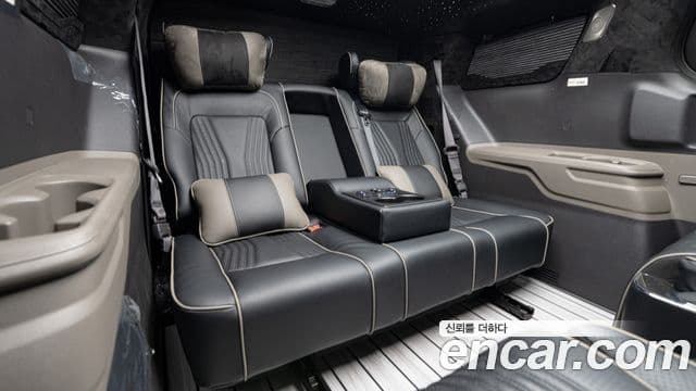 Kia Carnival 2025 — Şəkil 17/20