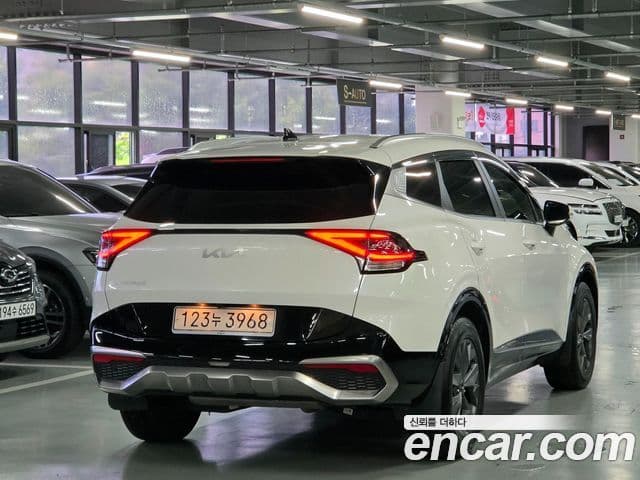 Kia Sportage 2023 — фото 5 из 20