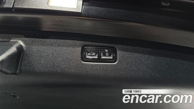 Genesis GV70 2023 — ფოტო 5/37