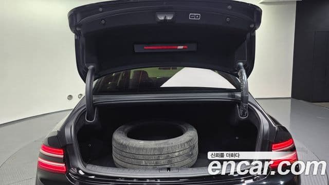 Genesis Electrified G80 2022 — ფოტო 20/20