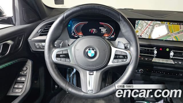 BMW 1 Series 2023 — ფოტო 13/20