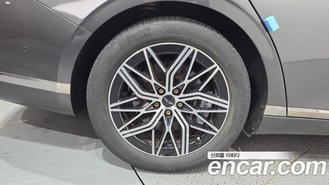 Genesis G90 2022 — ფოტო 5/20
