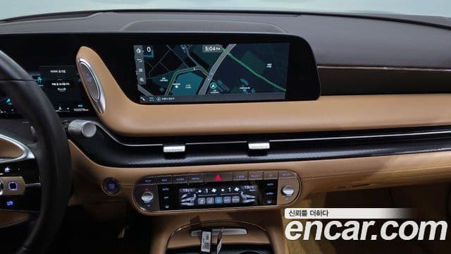 Genesis G90 2022 — ფოტო 13/20