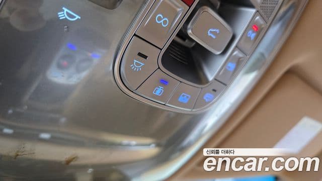 Genesis G90 2022 — ფოტო 16/20