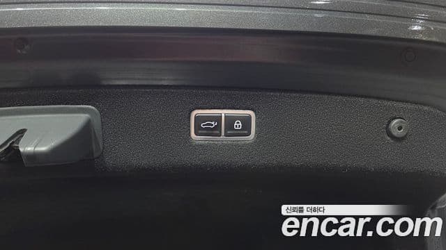 Genesis G90 2022 — ფოტო 19/20