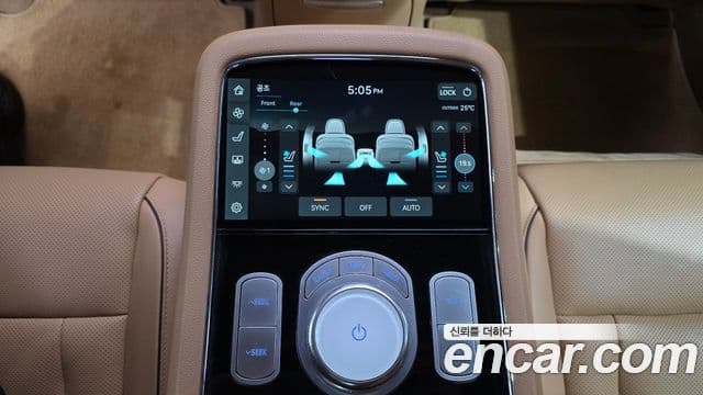 Genesis G90 2022 — Photo 9/42