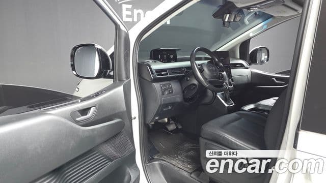 Hyundai Staria 2022 — Şəkil 9/20
