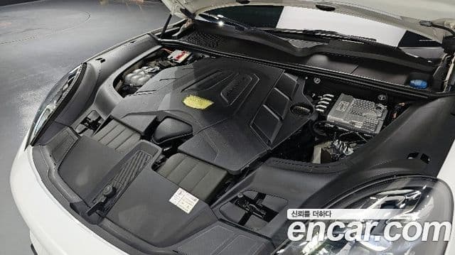 Porsche Cayenne 2019 — фото 5 из 20