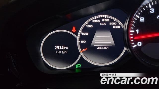 Porsche Cayenne 2019 — ფოტო 6/20