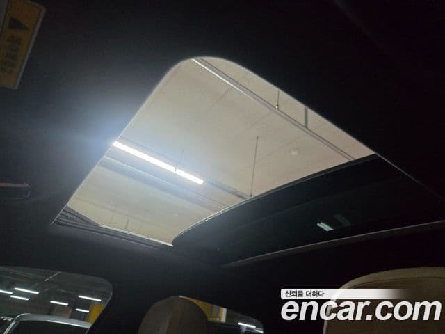 Porsche Cayenne 2019 — ფოტო 18/20