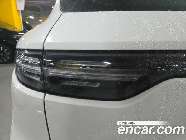 Porsche Cayenne 2019 — ფოტო 19/20