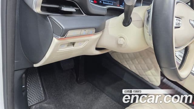 Genesis GV80 2022 — ფოტო 38/39