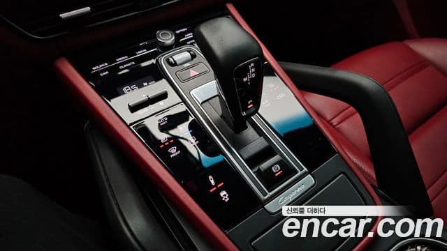 Porsche Cayenne 2022 — Şəkil 9/20