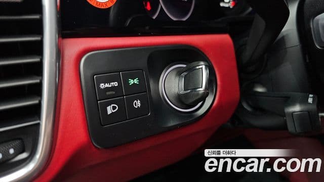 Porsche Cayenne 2022 — Photo 13/36