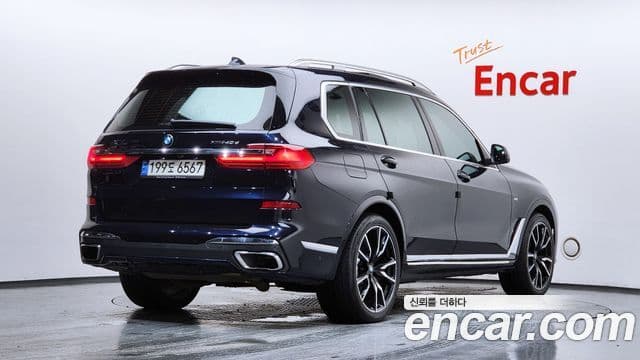 BMW X7 2022 — ფოტო 2/20