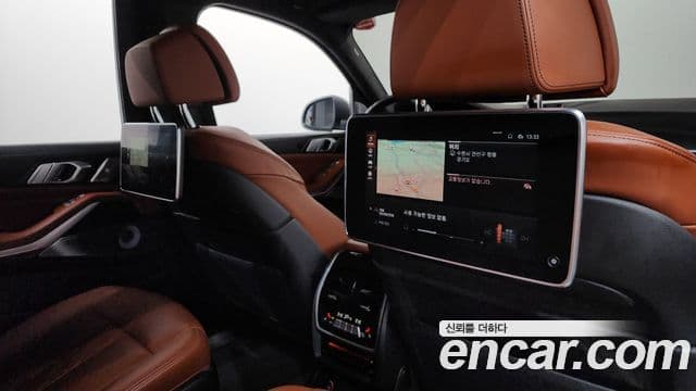 BMW X7 2022 — Photo 4/37