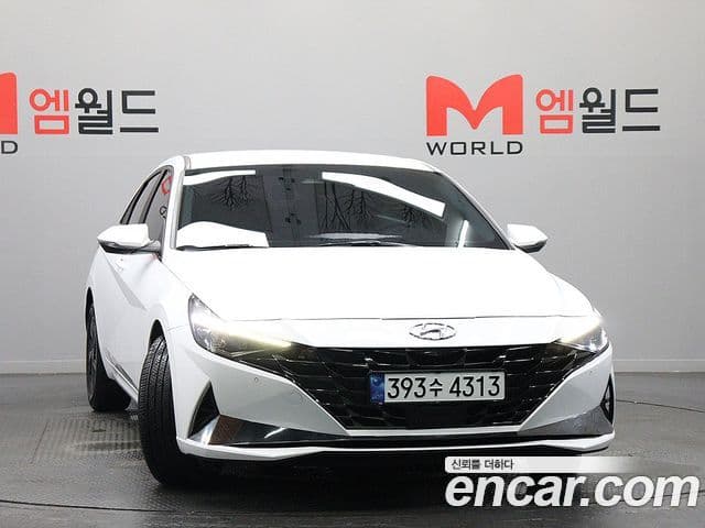 Hyundai Avante 2021 — Фото 1/20
