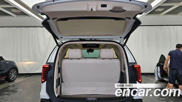 Kia Carnival 2024 — фото 20 из 20